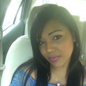 Meet your Posher, Lizbeth